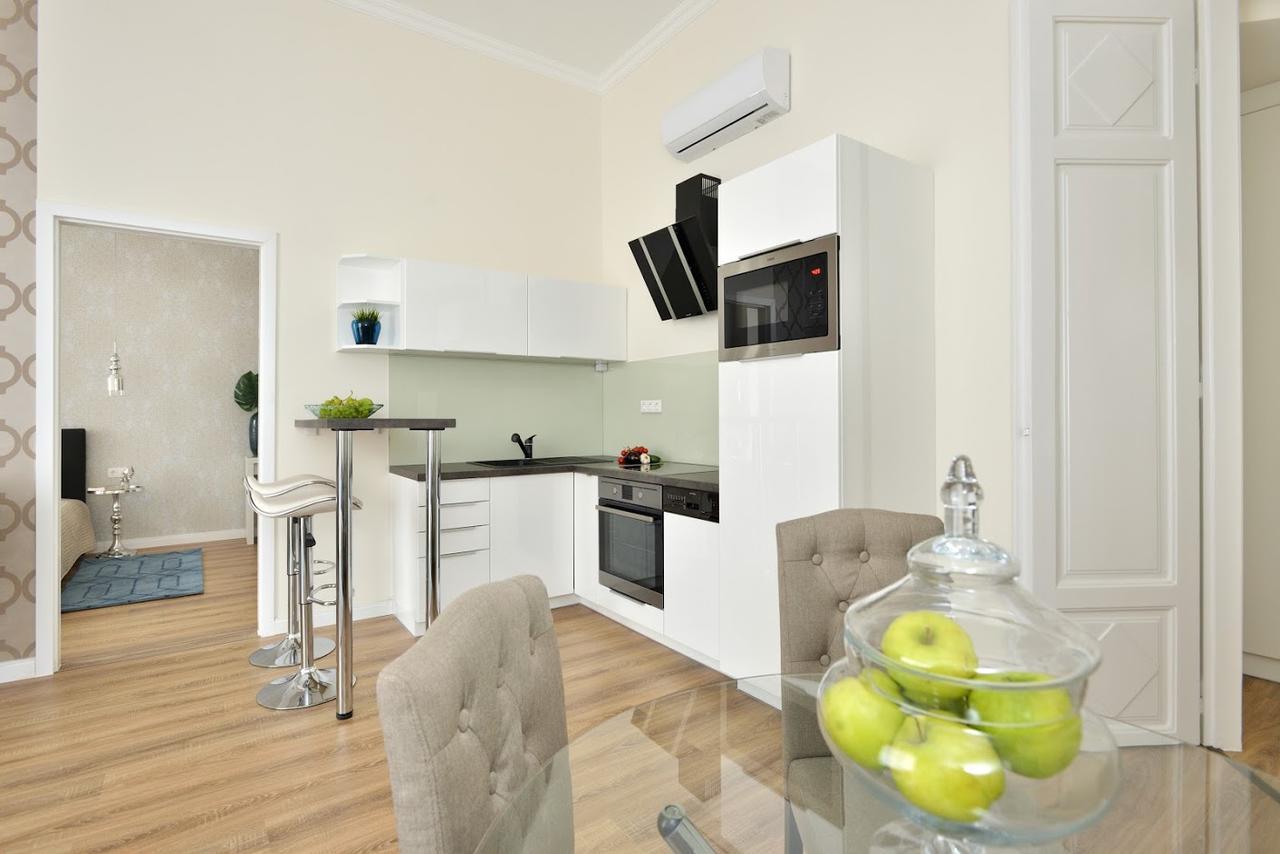 Julia Superior Apartment In The City Center. Budapest Eksteriør bilde